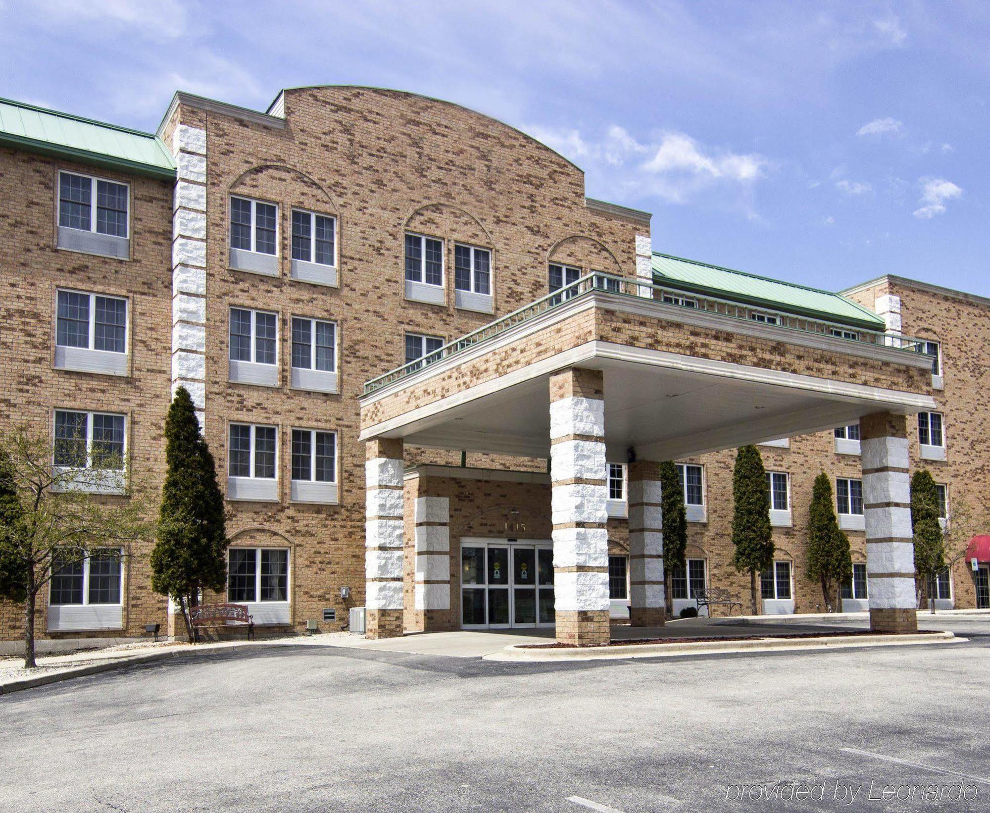 Comfort Inn & Suites Grafton-Cedarburg Kültér fotó