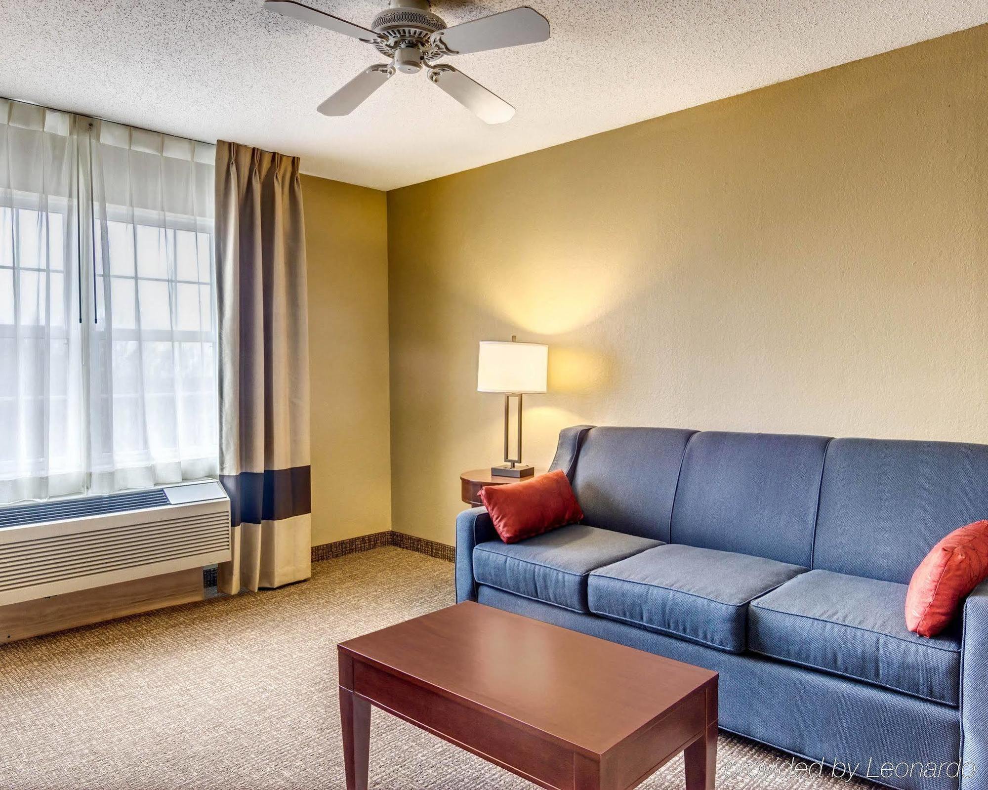 Comfort Inn & Suites Grafton-Cedarburg Kültér fotó