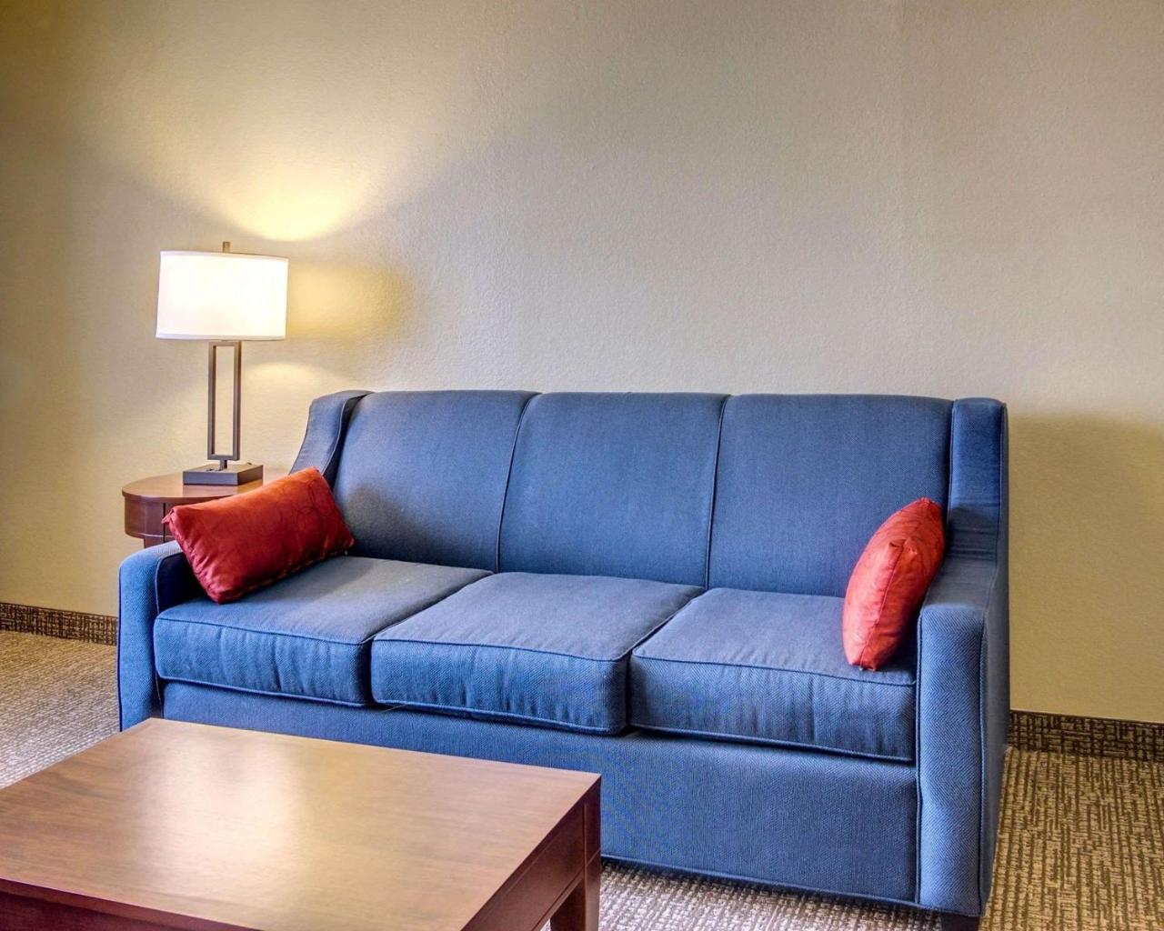 Comfort Inn & Suites Grafton-Cedarburg Kültér fotó